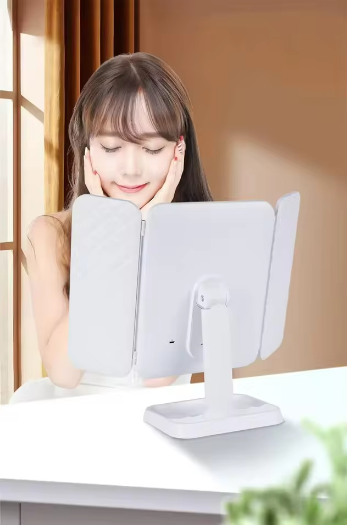 Espelho Triplo Iluminado – Espelho de Maquiagem com Luz LED Touch e Ajuste de Ângulo