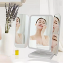 Espelho Triplo Iluminado – Espelho de Maquiagem com Luz LED Touch e Ajuste de Ângulo